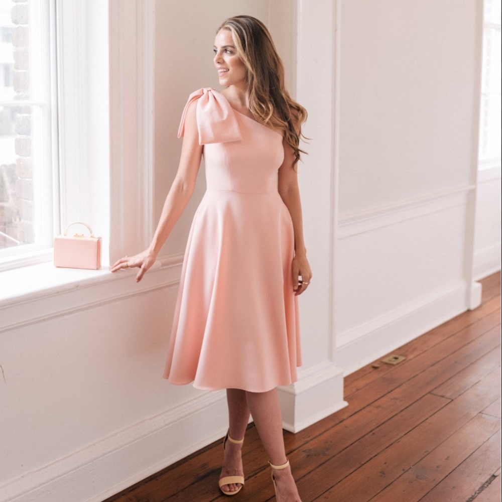 NWT Gal Meets Glam Yvonne pink shoulder bow dress